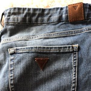 GUESS Power Curvey skinny jeans
